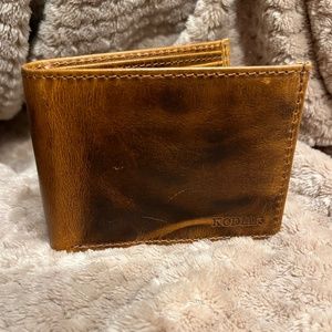 Kodiak bifold leather wallet